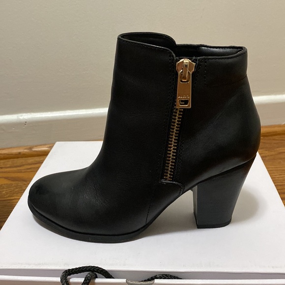 ALDO Heeled zipper boots size 8 - Picture 1 of 4
